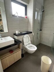 Charlton 27 (D19), Terrace #393385481